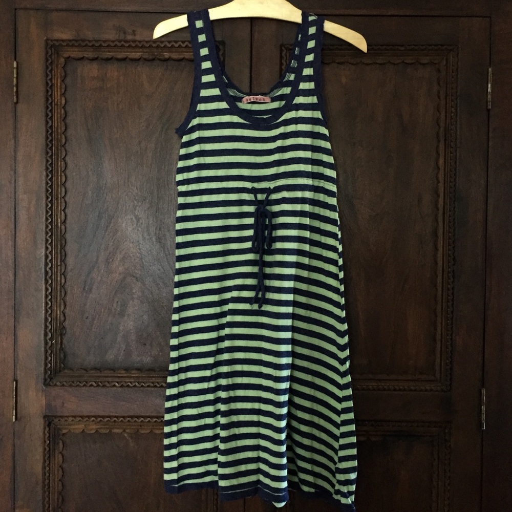 Velvet Women’s Sleeveless Striped Dress s. S